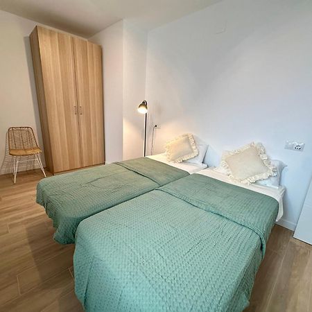 Atico Con Solarium Y Bbq Cerca Del Centro 6 Pax Apartment Malaga Bagian luar foto